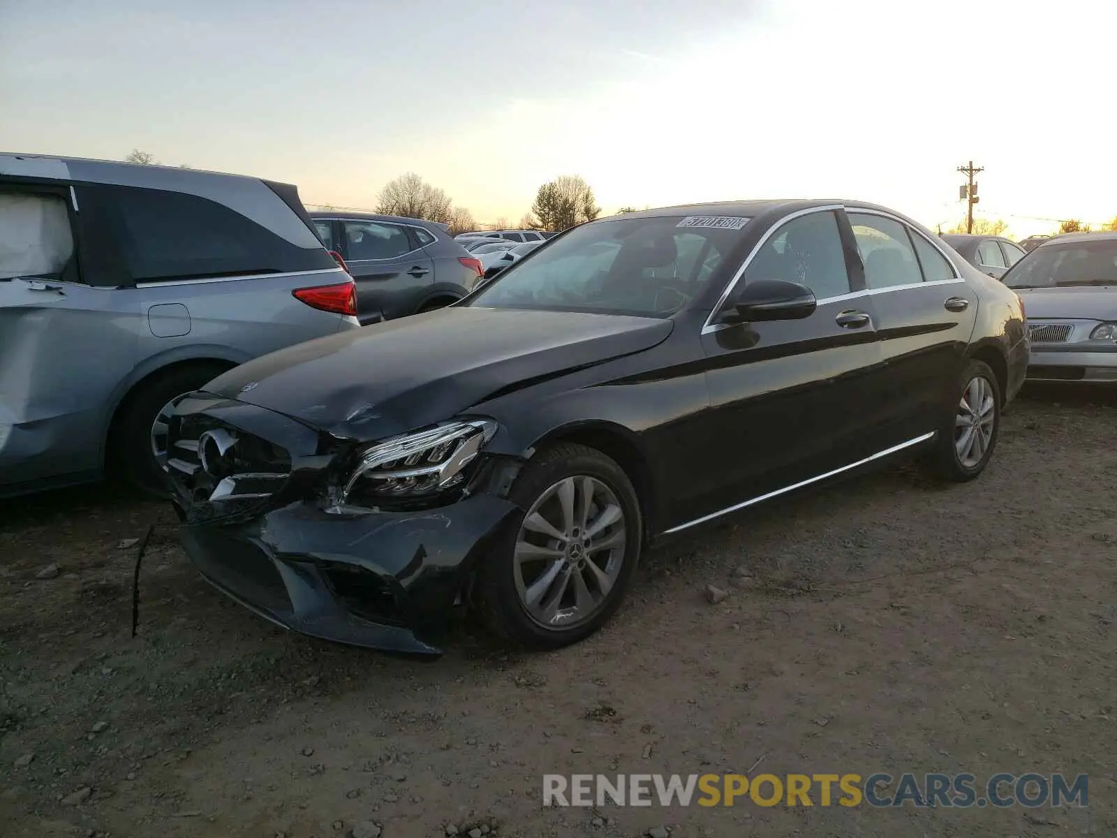 2 Photograph of a damaged car 55SWF8EB7KU315897 MERCEDES-BENZ C CLASS 2019