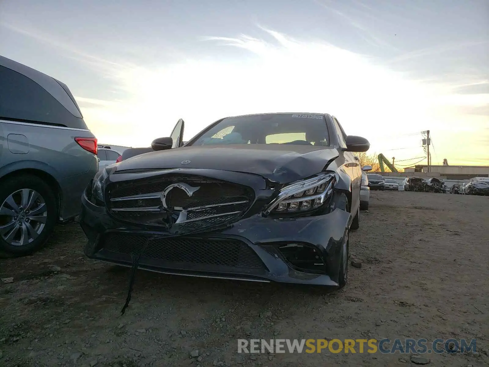 9 Photograph of a damaged car 55SWF8EB7KU315897 MERCEDES-BENZ C CLASS 2019