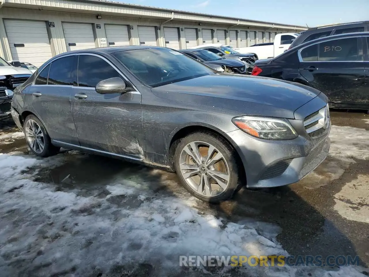 4 Фотография поврежденного автомобиля 55SWF8EBXKU300214 MERCEDES-BENZ C-CLASS 2019