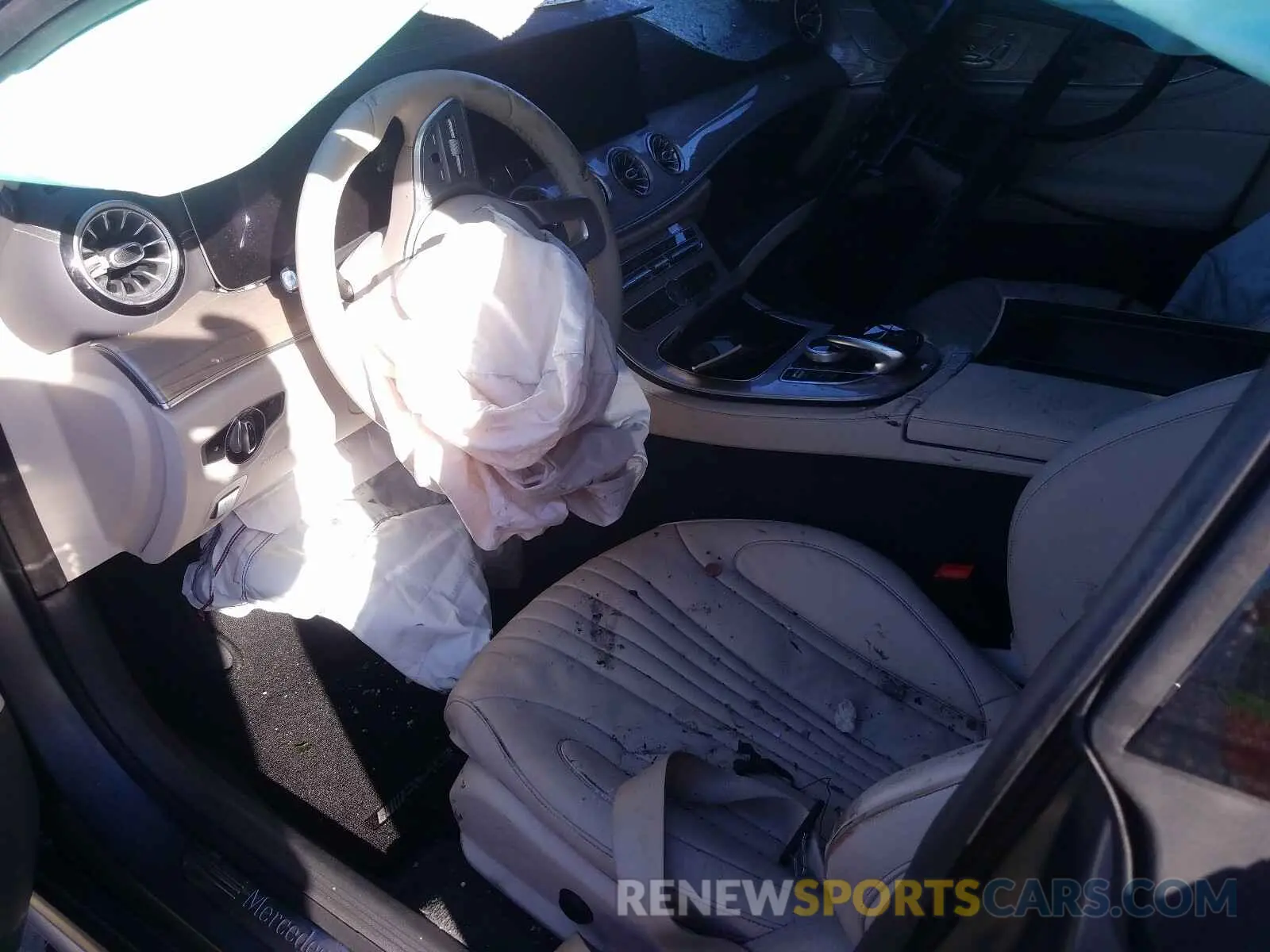 5 Photograph of a damaged car WDD2J5JB1KA010977 MERCEDES-BENZ C CLASS 2019