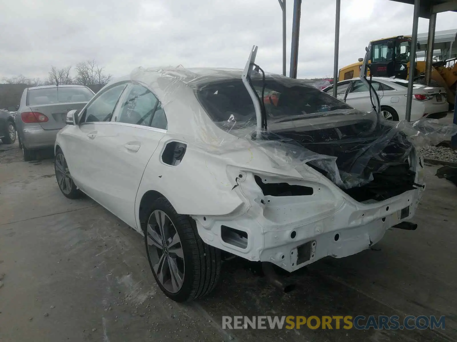 3 Фотография поврежденного автомобиля WDDSJ4EB1KN705151 MERCEDES-BENZ C CLASS 2019