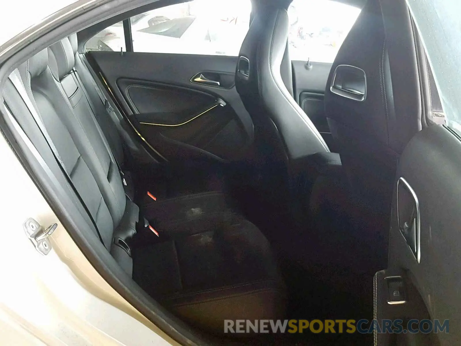 6 Photograph of a damaged car WDDSJ4EB4KN701384 MERCEDES-BENZ C CLASS 2019