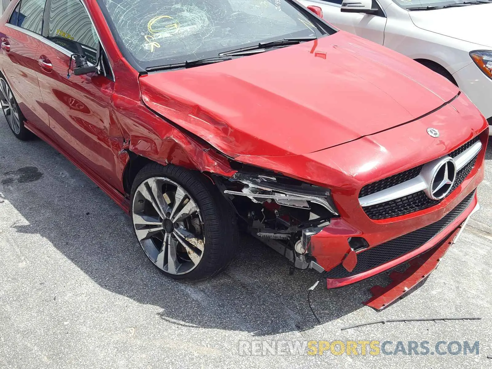 9 Photograph of a damaged car WDDSJ4EB4KN750939 MERCEDES-BENZ C CLASS 2019