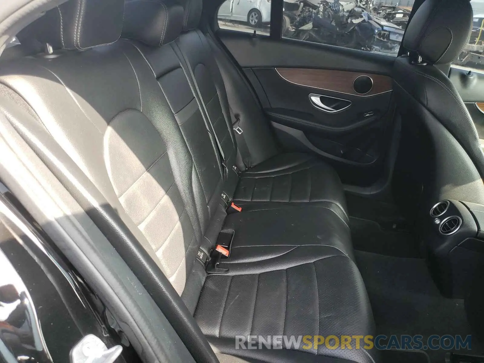 6 Photograph of a damaged car WDDWF8DB0KR462565 MERCEDES-BENZ C CLASS 2019