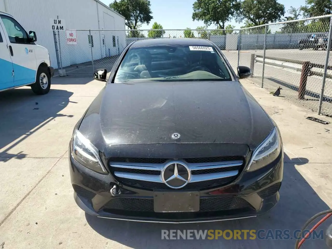 5 Photograph of a damaged car WDDWF8DB1KR483148 MERCEDES-BENZ C-CLASS 2019