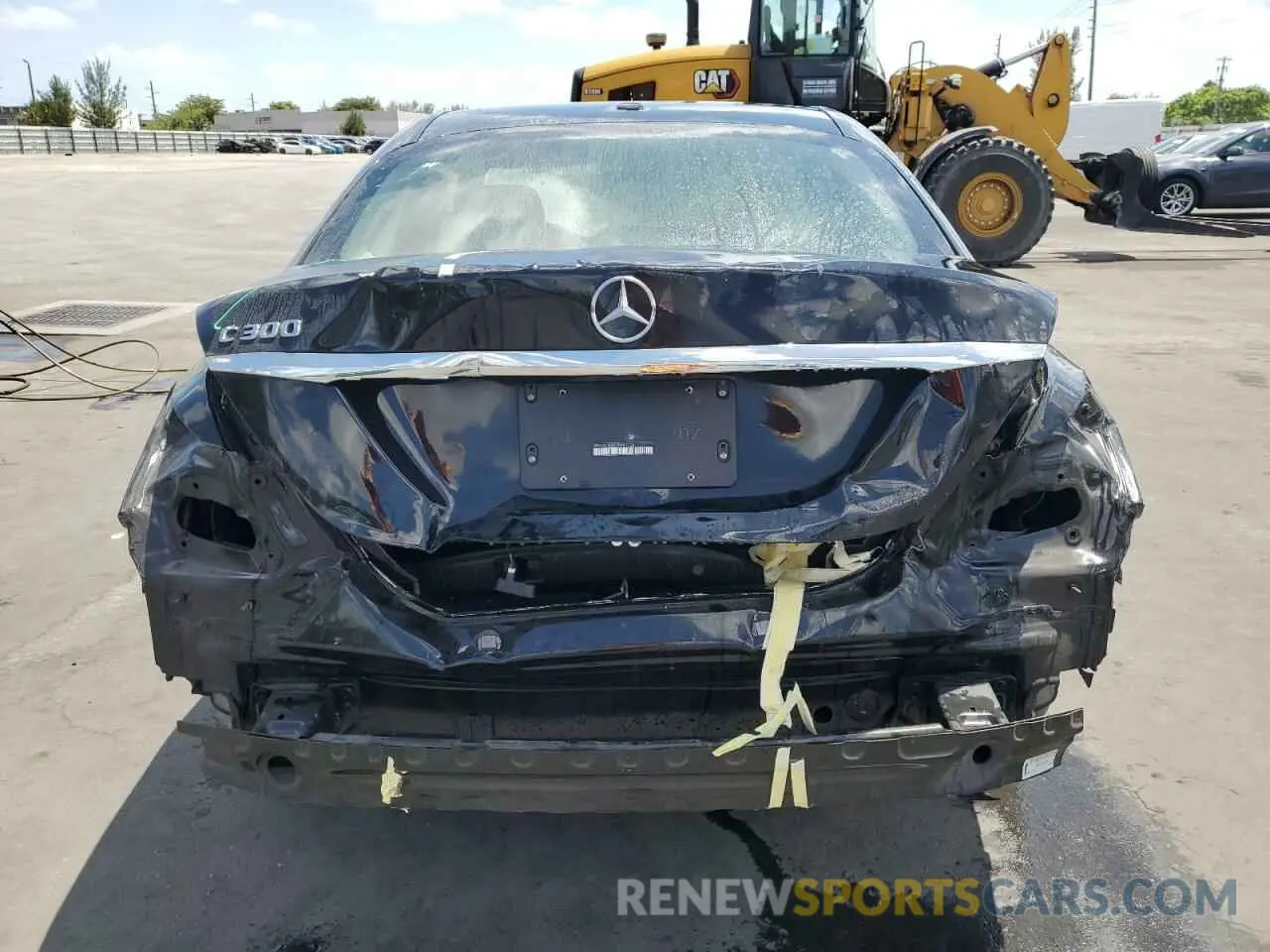 6 Photograph of a damaged car WDDWF8DB2KR482025 MERCEDES-BENZ C-CLASS 2019