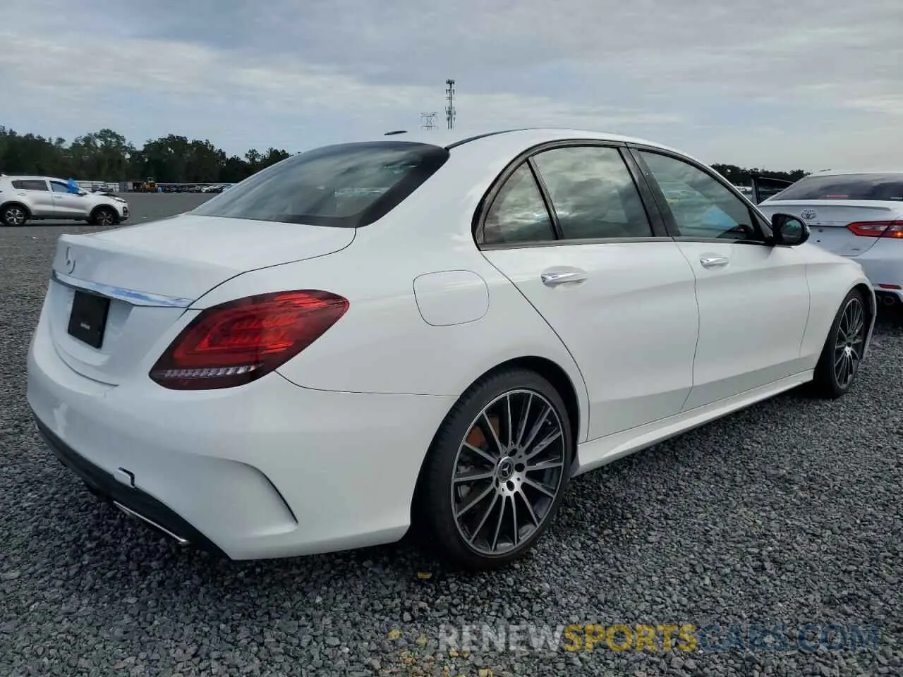 3 Photograph of a damaged car WDDWF8DB7KR483834 MERCEDES-BENZ C-CLASS 2019