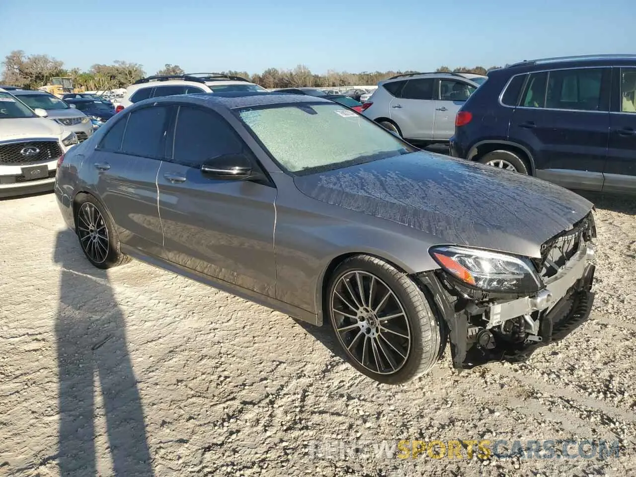 4 Photograph of a damaged car WDDWF8DB8KR482143 MERCEDES-BENZ C-CLASS 2019
