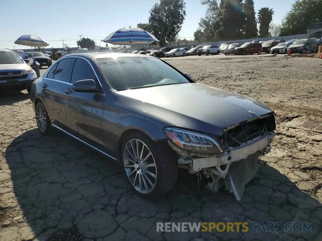 4 Photograph of a damaged car WDDWF8DB8KR483762 MERCEDES-BENZ C-CLASS 2019