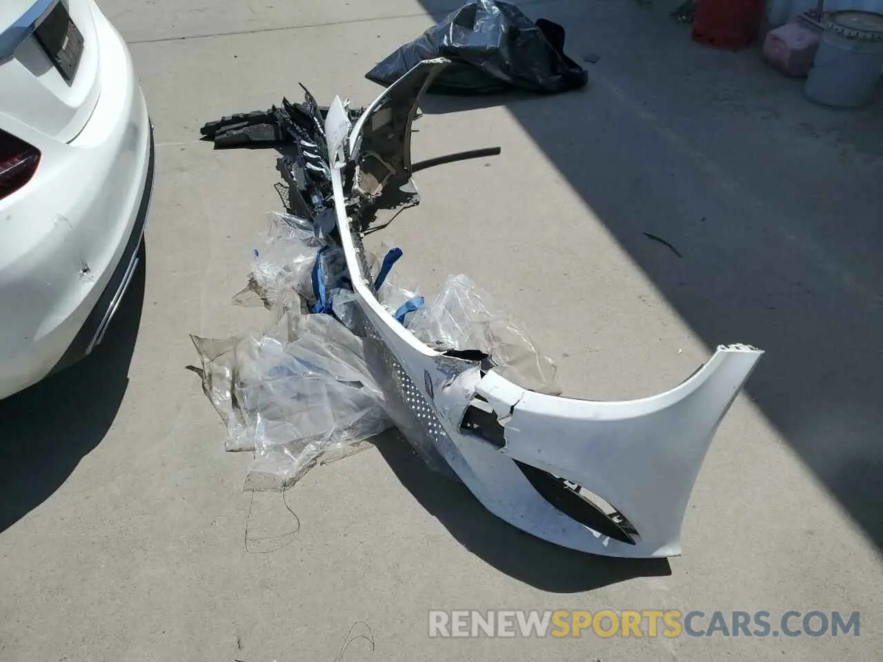 12 Photograph of a damaged car WDDWF8DB9KR515666 MERCEDES-BENZ C-CLASS 2019