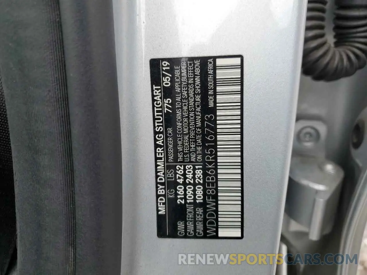 12 Photograph of a damaged car WDDWF8EB6KR516773 MERCEDES-BENZ C-CLASS 2019