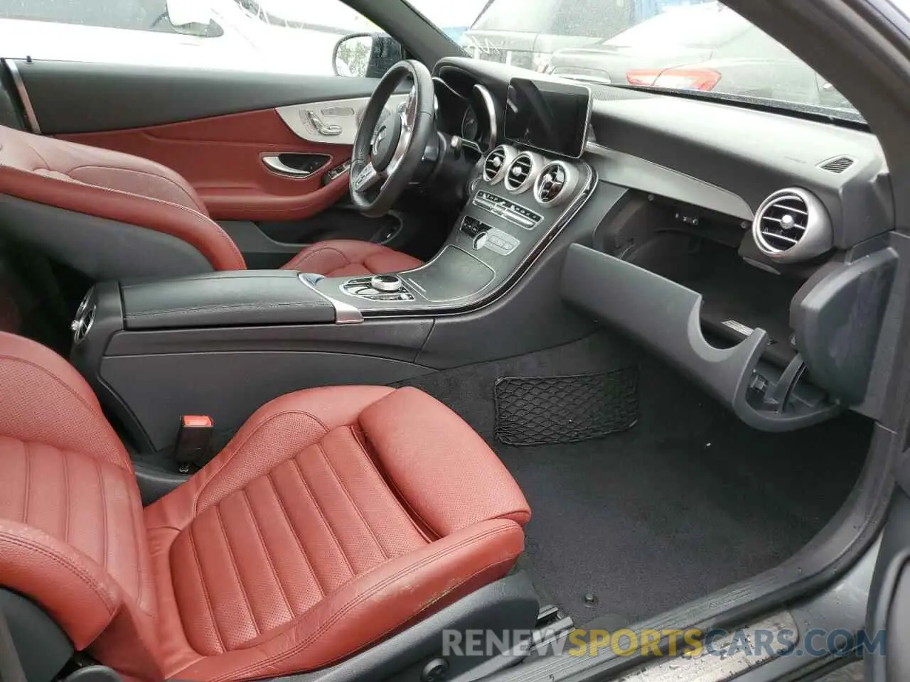 5 Photograph of a damaged car WDDWJ8DB0KF848175 MERCEDES-BENZ C-CLASS 2019