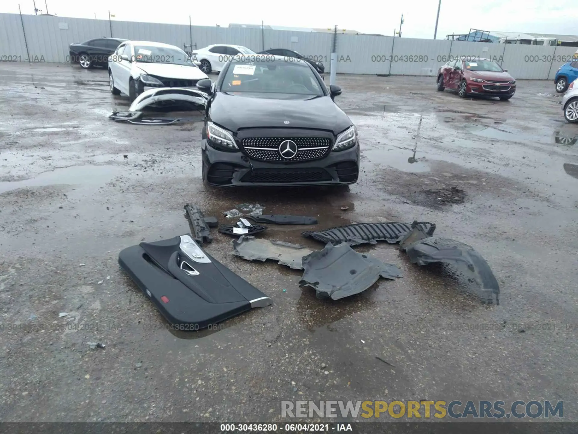 12 Фотография поврежденного автомобиля WDDWJ8DB0KF850752 MERCEDES-BENZ C-CLASS 2019