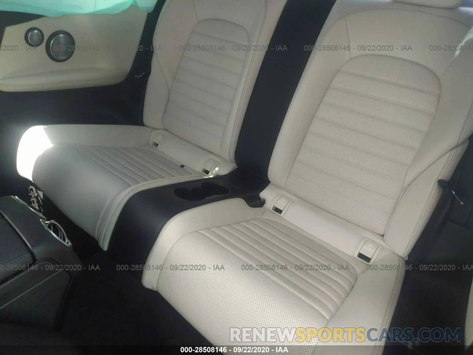 8 Photograph of a damaged car WDDWJ8DB0KF859922 MERCEDES-BENZ C-CLASS 2019