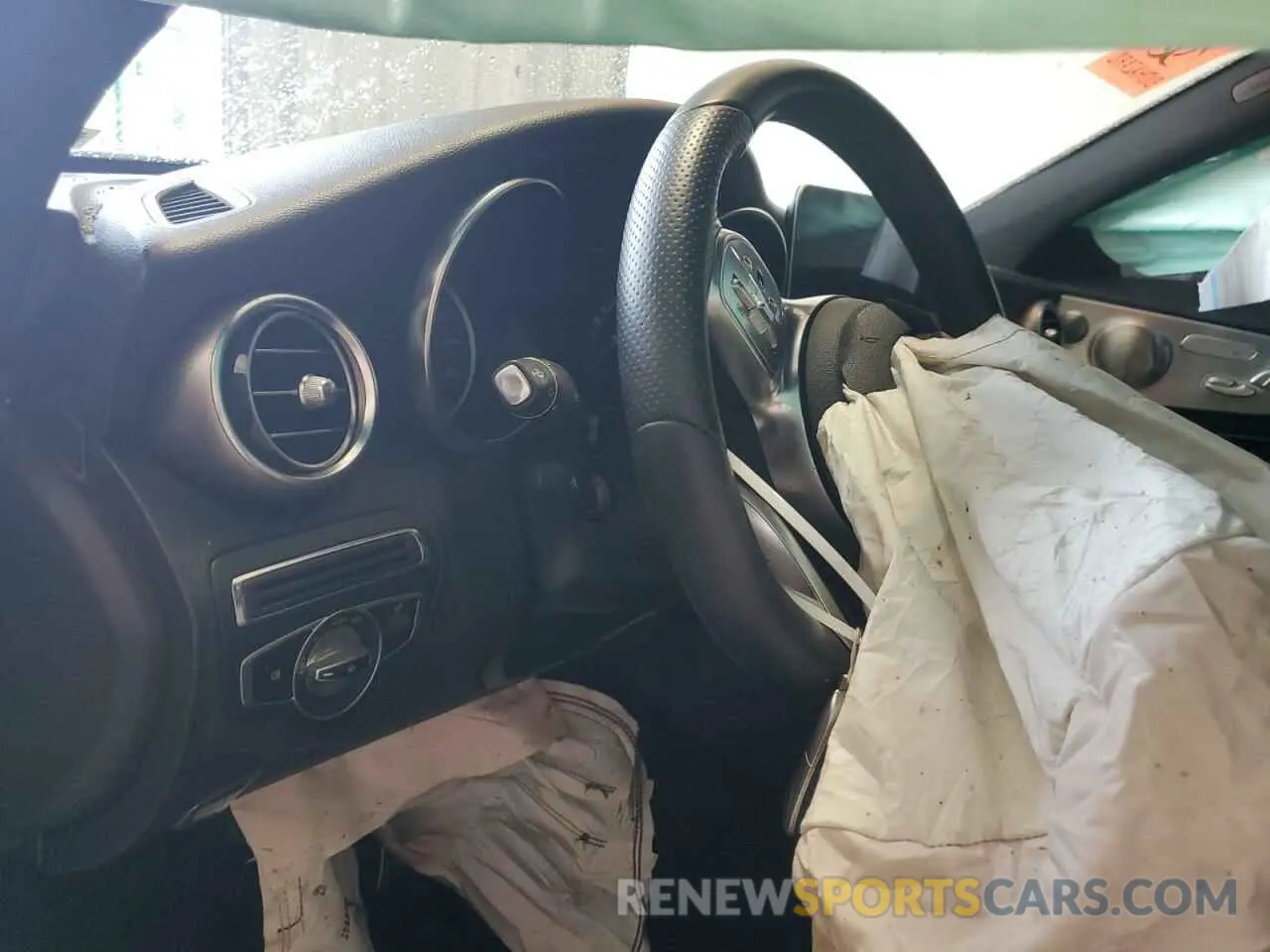 9 Photograph of a damaged car WDDWJ8DB2KF867553 MERCEDES-BENZ C-CLASS 2019