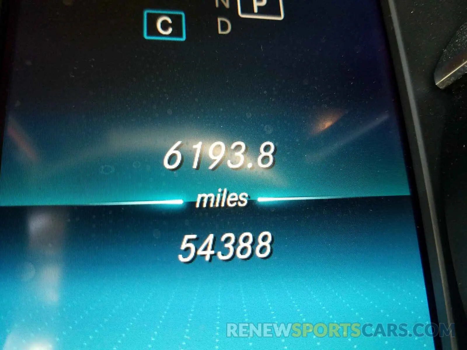 8 Photograph of a damaged car WDDWJ8DB9KF831312 MERCEDES-BENZ C-CLASS 2019