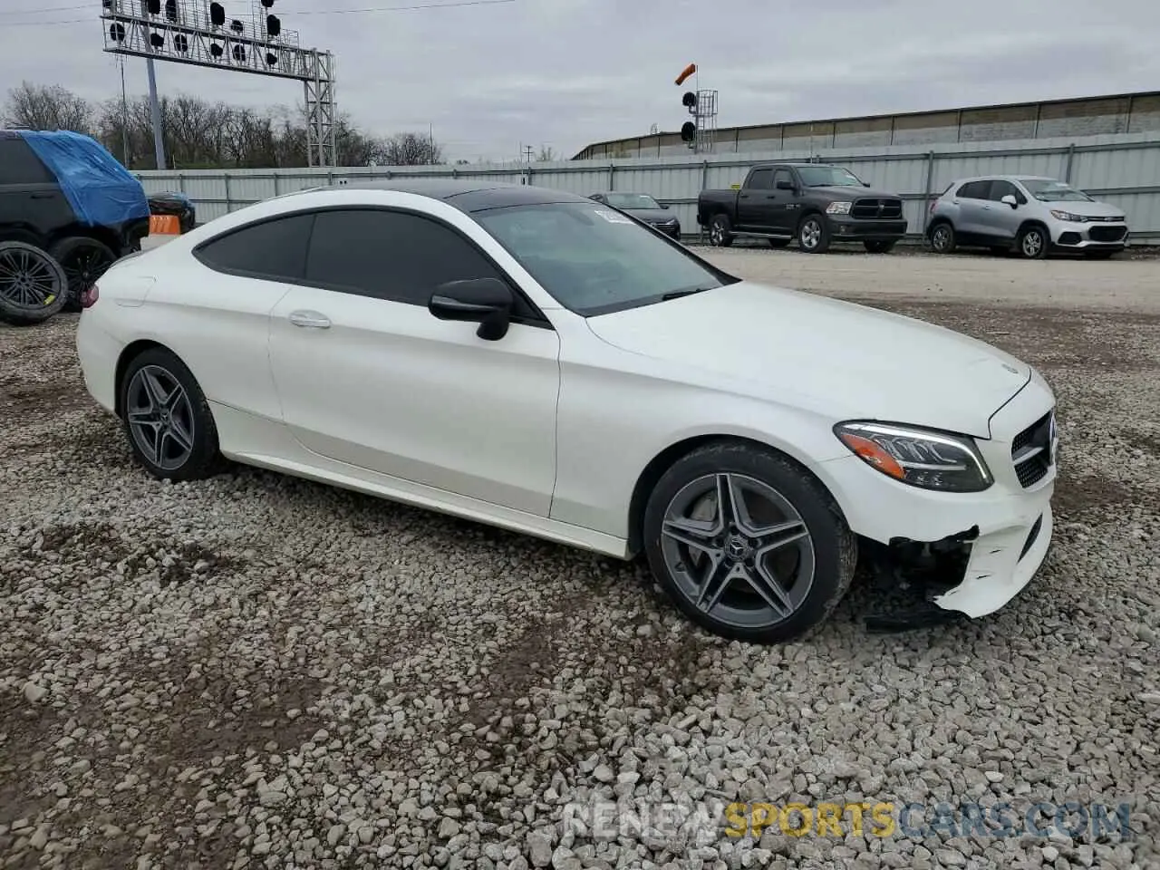 4 Фотография поврежденного автомобиля WDDWJ8EB6KF843271 MERCEDES-BENZ C-CLASS 2019