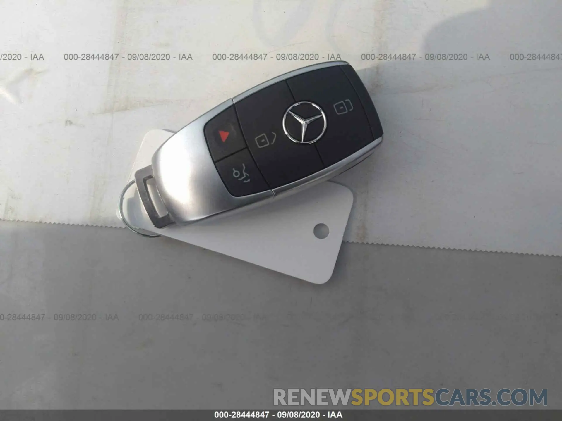 11 Photograph of a damaged car 55SWF6EB8LU331855 MERCEDES-BENZ C-CLASS 2020