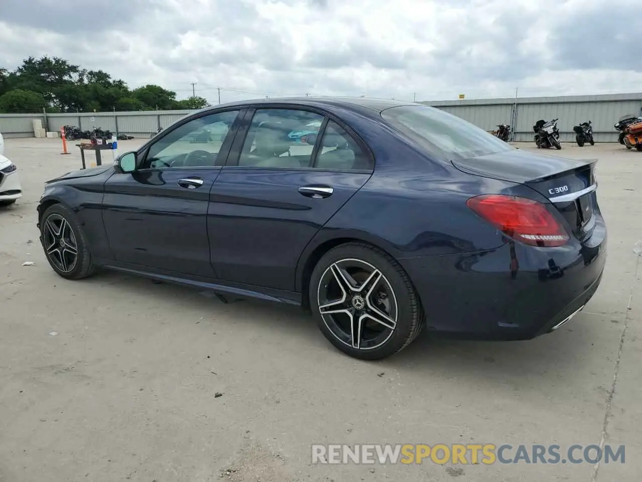 2 Фотография поврежденного автомобиля 55SWF8DB7LU326367 MERCEDES-BENZ C-CLASS 2020