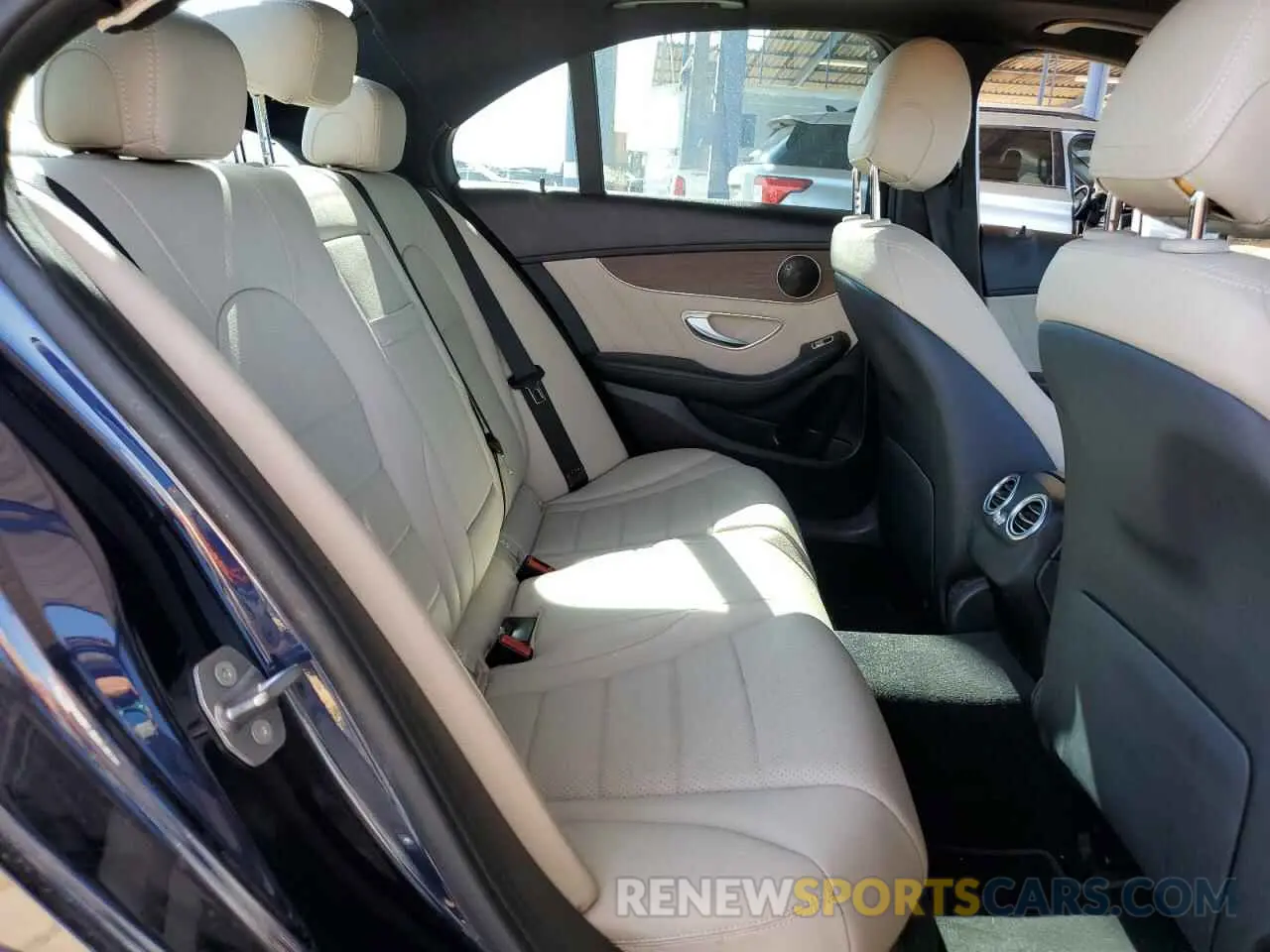 10 Photograph of a damaged car 55SWF8DB9LU326662 MERCEDES-BENZ C-CLASS 2020