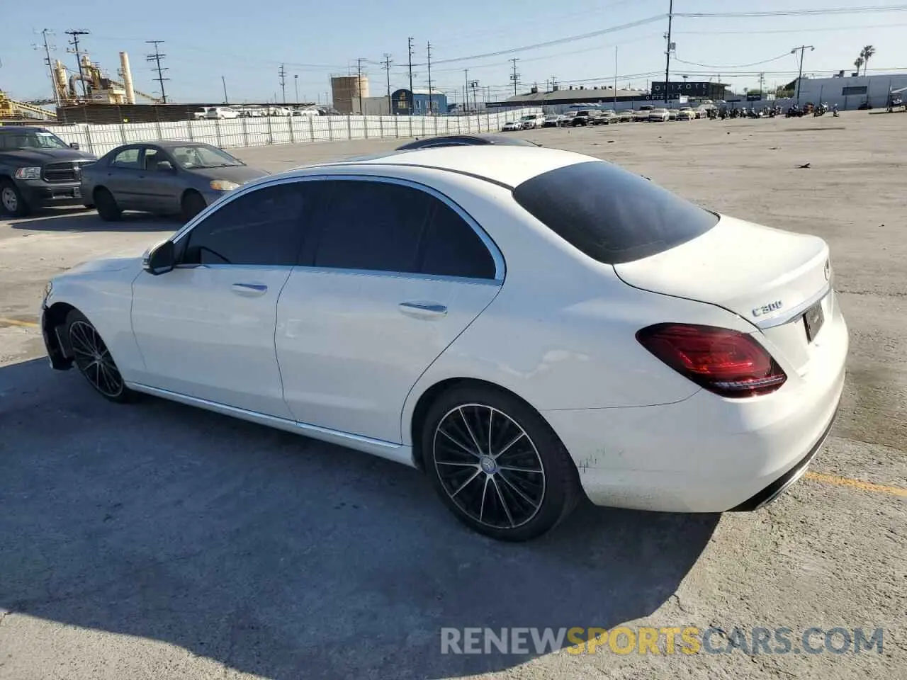 2 Фотография поврежденного автомобиля 55SWF8DBXLU329635 MERCEDES-BENZ C-CLASS 2020