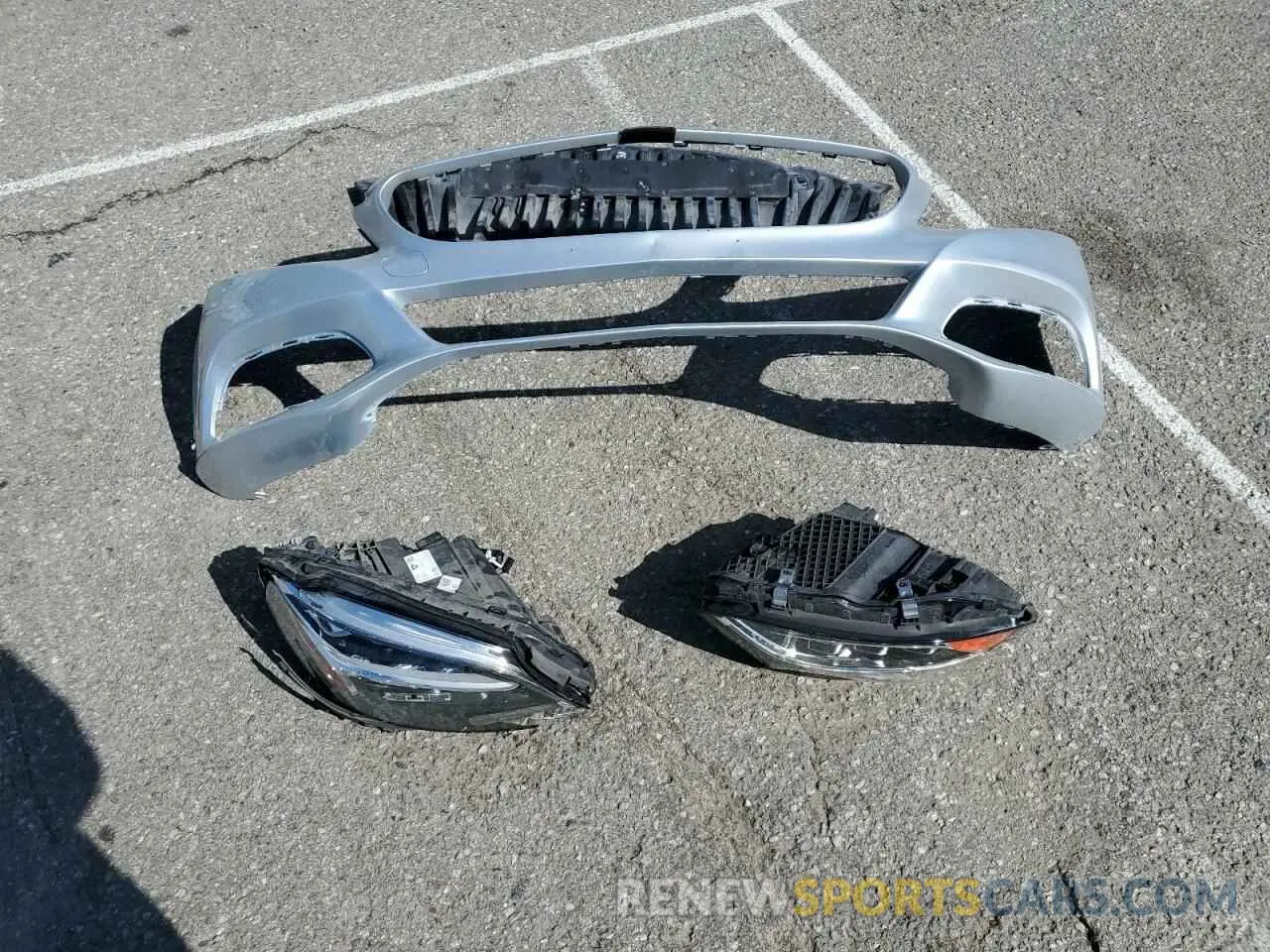 12 Photograph of a damaged car W1KWF6EB1LR571590 MERCEDES-BENZ C-CLASS 2020