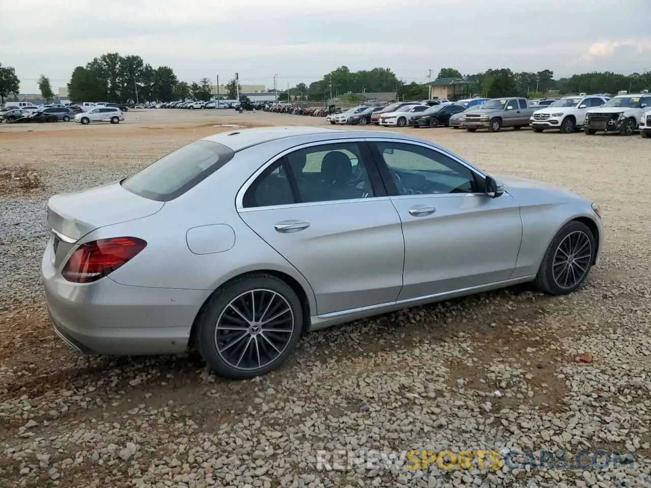 3 Фотография поврежденного автомобиля W1KWF8DB1LR580271 MERCEDES-BENZ C-CLASS 2020