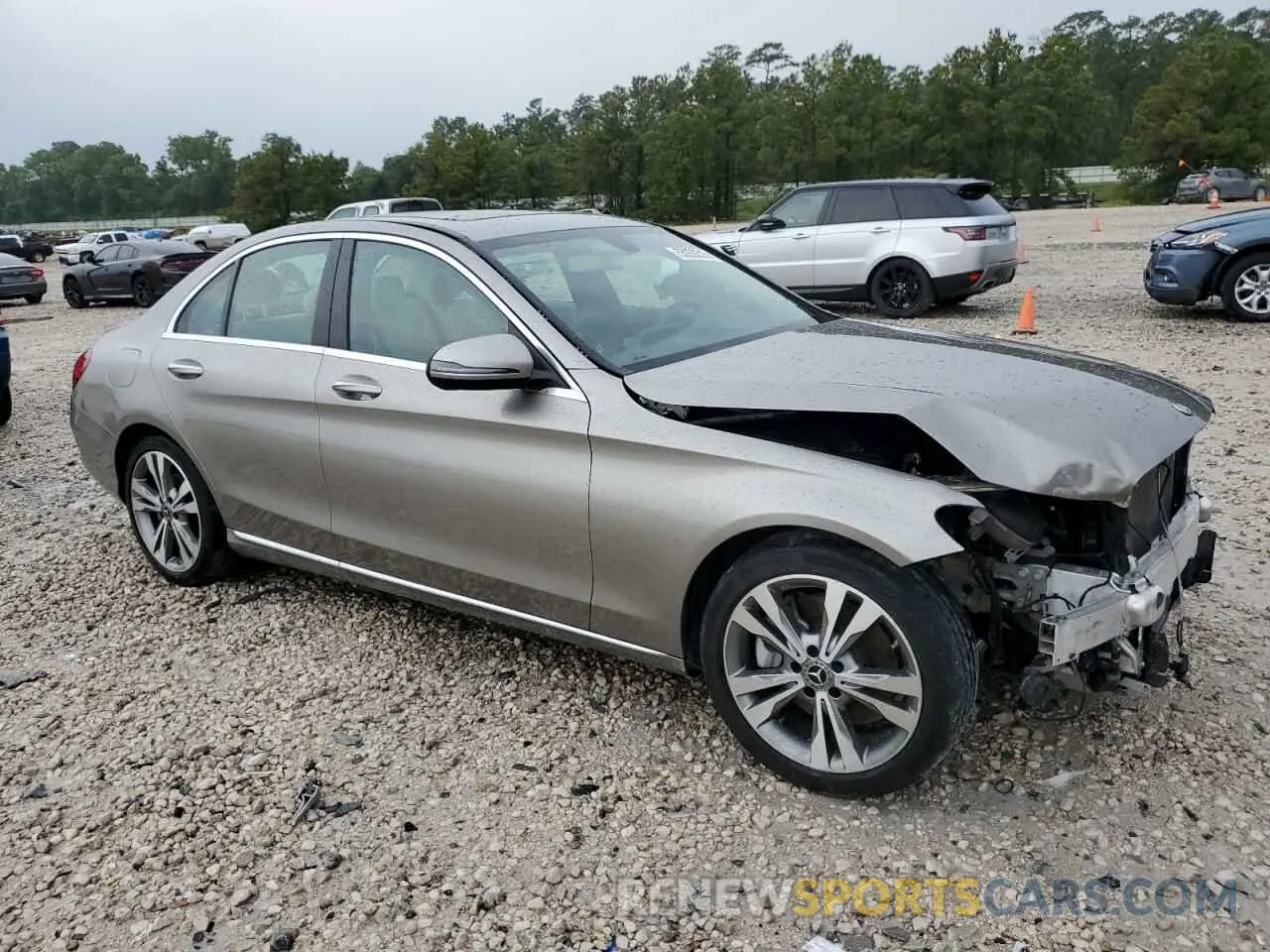 4 Фотография поврежденного автомобиля W1KWF8DB1LR596339 MERCEDES-BENZ C-CLASS 2020