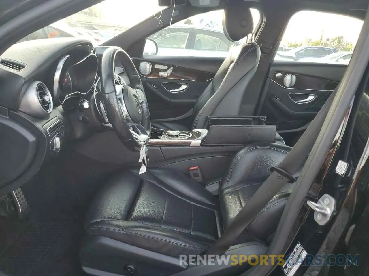 7 Фотография поврежденного автомобиля W1KWF8DB6LR595025 MERCEDES-BENZ C-CLASS 2020