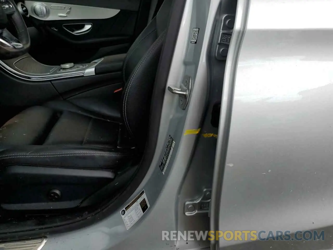 12 Photograph of a damaged car W1KWF8DB9LR596038 MERCEDES-BENZ C-CLASS 2020