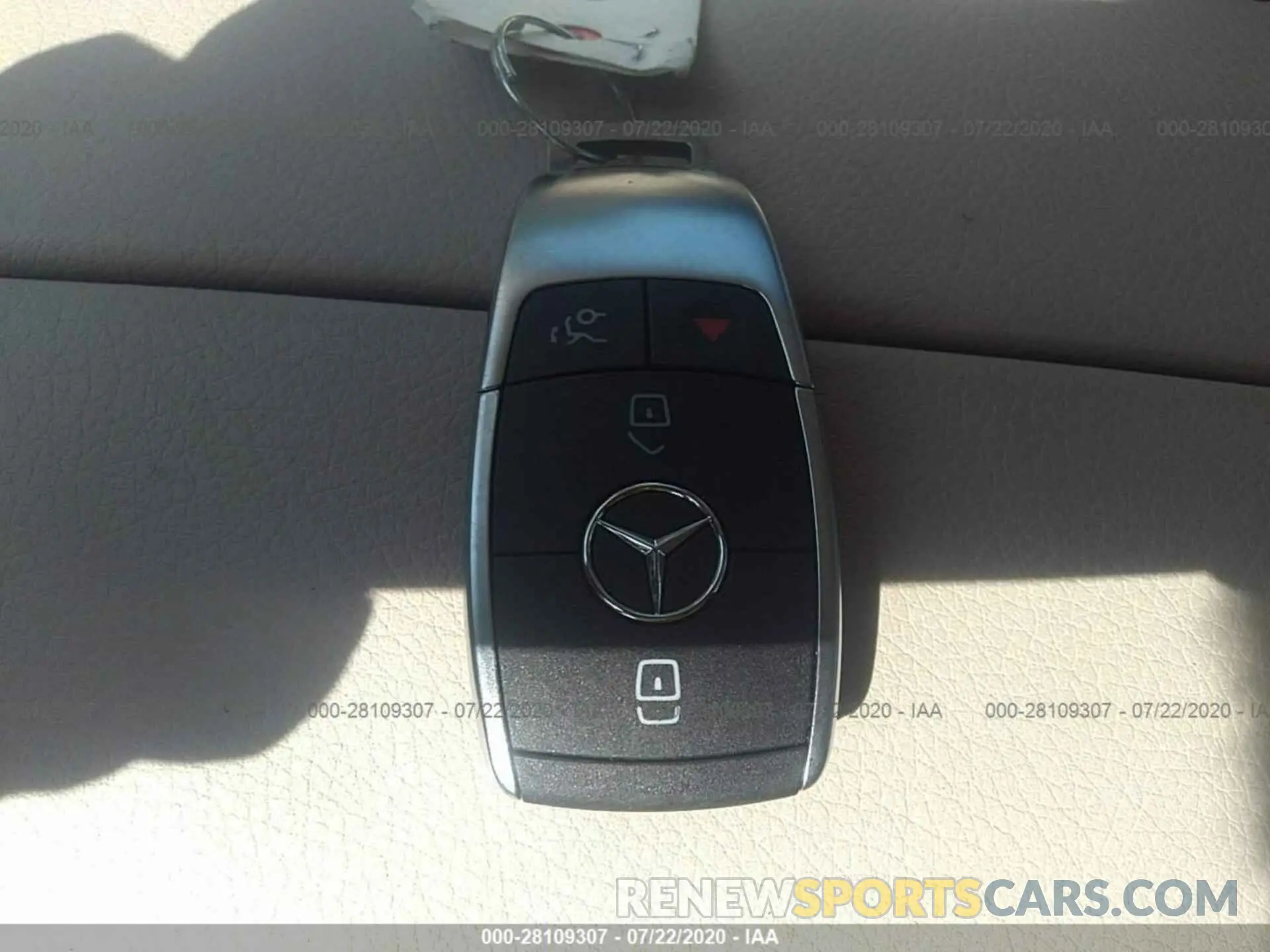 11 Photograph of a damaged car W1KWF8EB8LR576653 MERCEDES-BENZ C-CLASS 2020