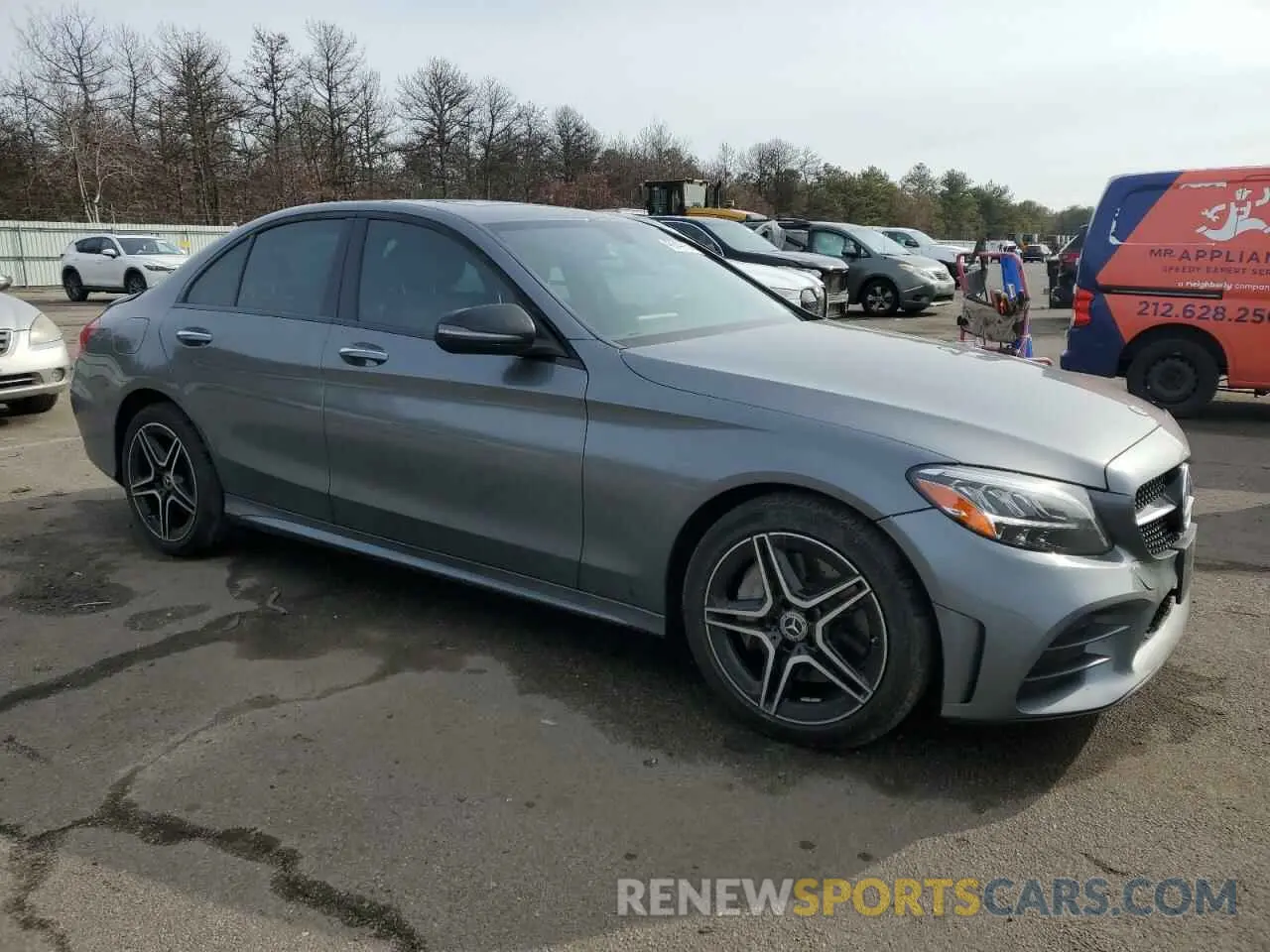 4 Photograph of a damaged car W1KWF8EBXLR573639 MERCEDES-BENZ C-CLASS 2020
