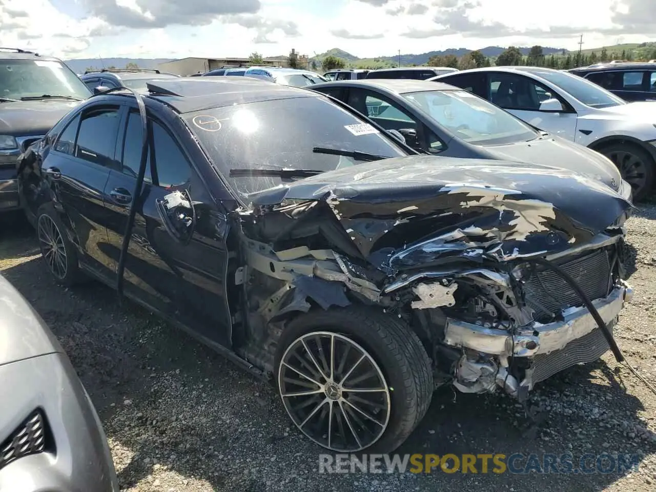 4 Photograph of a damaged car WDDWF8EB0LR540472 MERCEDES-BENZ C-CLASS 2020