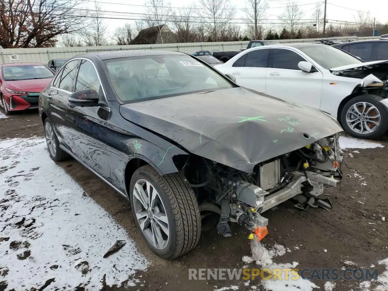 4 Фотография поврежденного автомобиля WDDWF8EB1LR529898 MERCEDES-BENZ C-CLASS 2020
