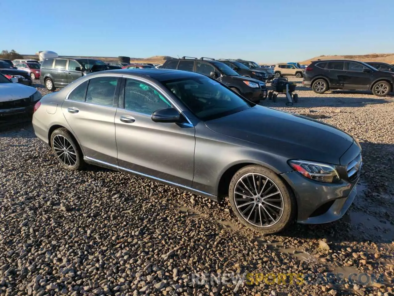 4 Photograph of a damaged car WDDWF8EB1LR550637 MERCEDES-BENZ C-CLASS 2020