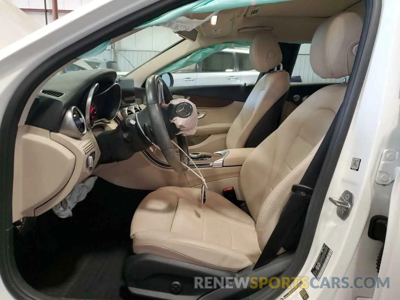 7 Photograph of a damaged car WDDWF8EB2LR531434 MERCEDES-BENZ C-CLASS 2020