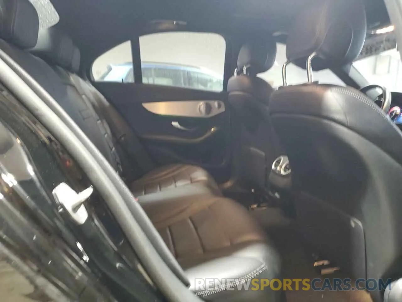 10 Photograph of a damaged car W1KWF8DB1MR638560 MERCEDES-BENZ C-CLASS 2021