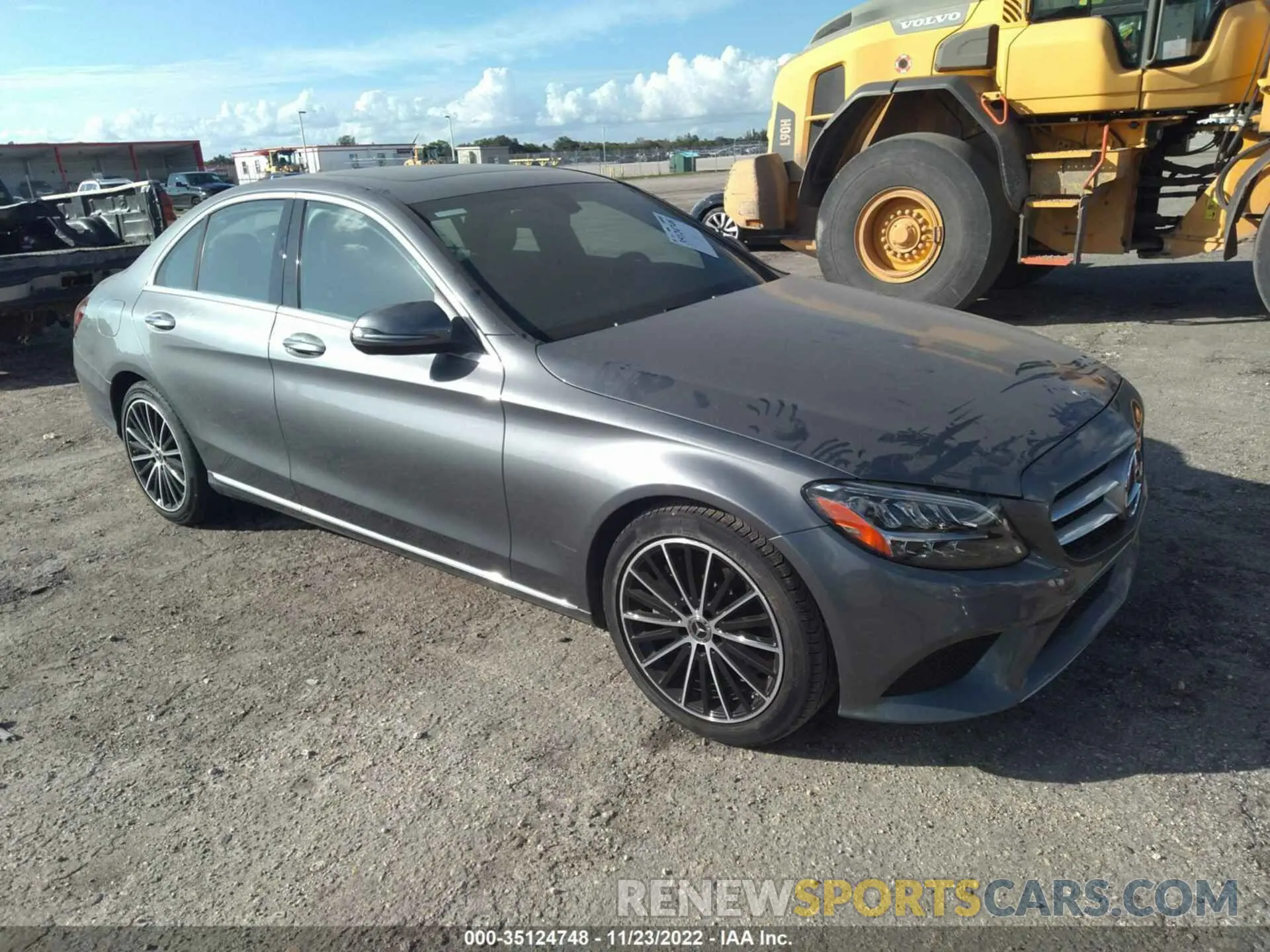 1 Фотография поврежденного автомобиля W1KWF8DB3MR614857 MERCEDES-BENZ C-CLASS 2021