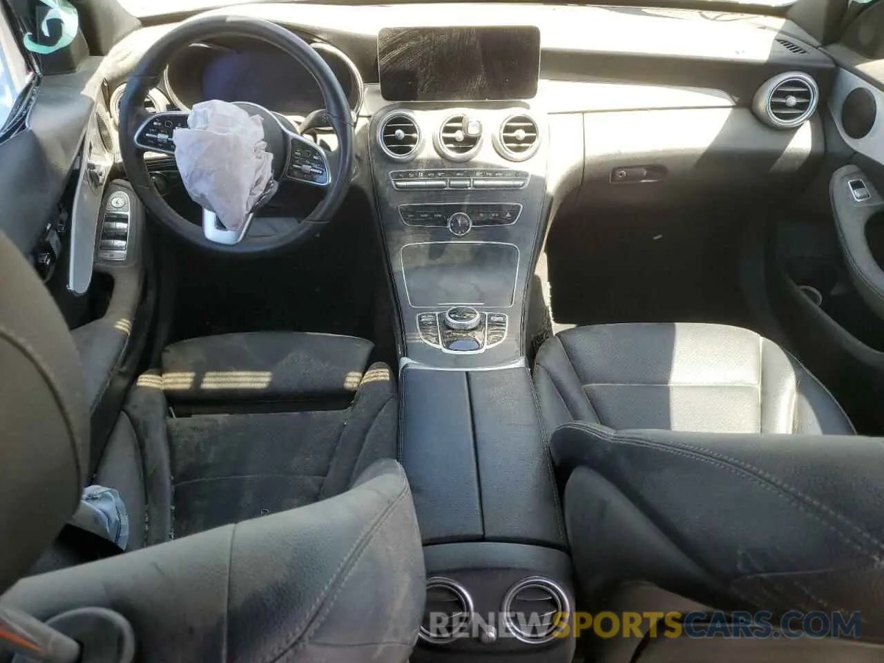 8 Photograph of a damaged car W1KWF8DB5MR626928 MERCEDES-BENZ C-CLASS 2021