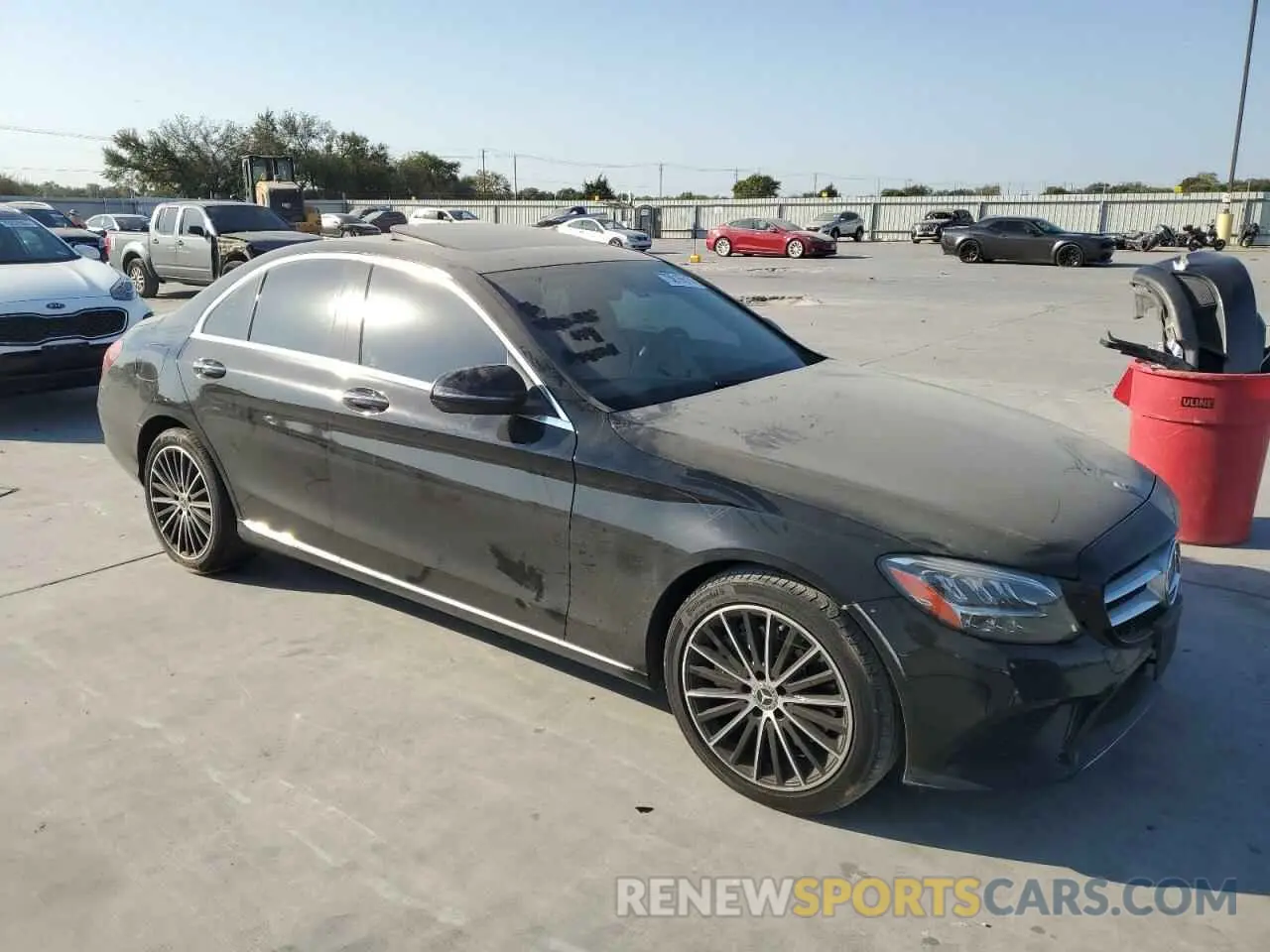 4 Фотография поврежденного автомобиля W1KWF8DB7MR636411 MERCEDES-BENZ C-CLASS 2021