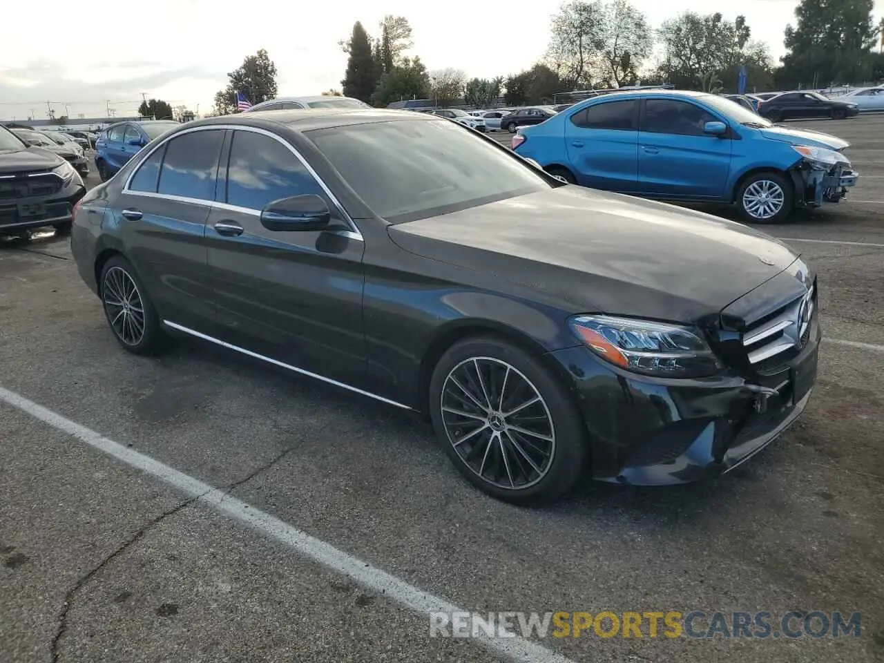 4 Photograph of a damaged car W1KWF8DBXMR644146 MERCEDES-BENZ C-CLASS 2021