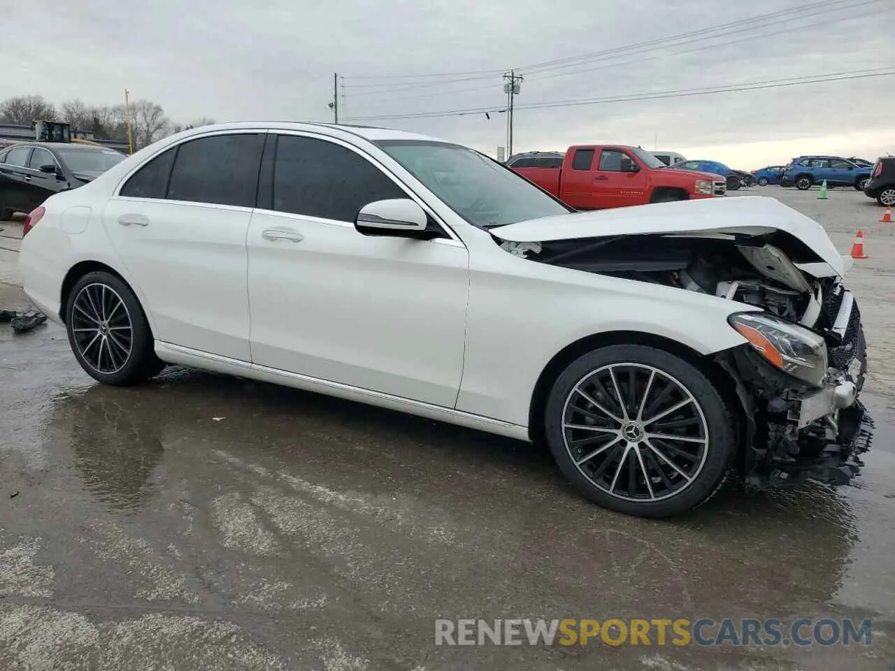 4 Photograph of a damaged car W1KWF8DBXMR647273 MERCEDES-BENZ C-CLASS 2021