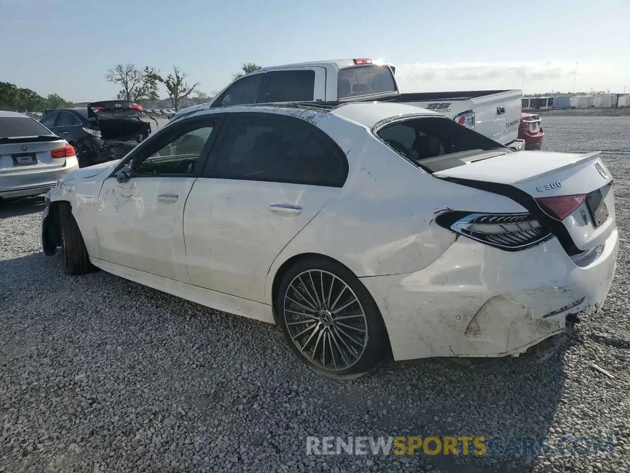 2 Photograph of a damaged car W1KAF4GB2NR052840 MERCEDES-BENZ C-CLASS 2022