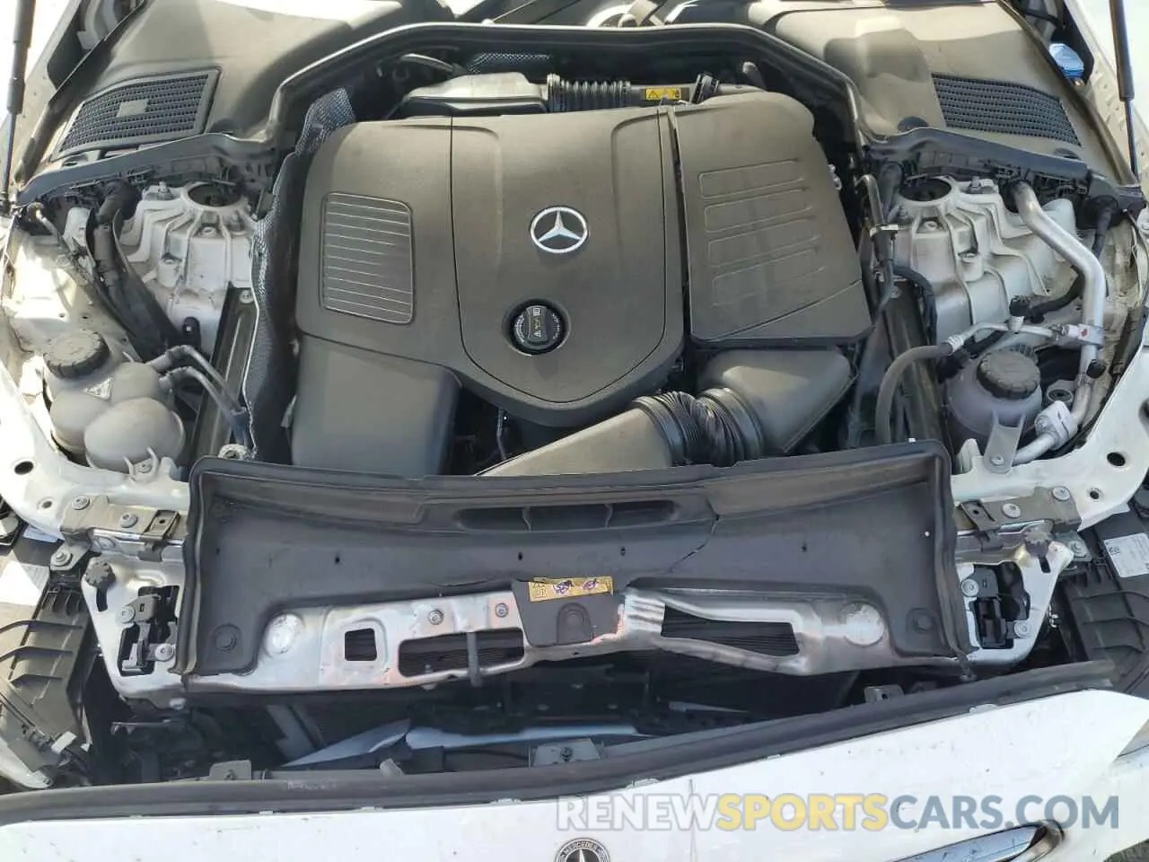 11 Photograph of a damaged car W1KAF4GB5NR063573 MERCEDES-BENZ C-CLASS 2022