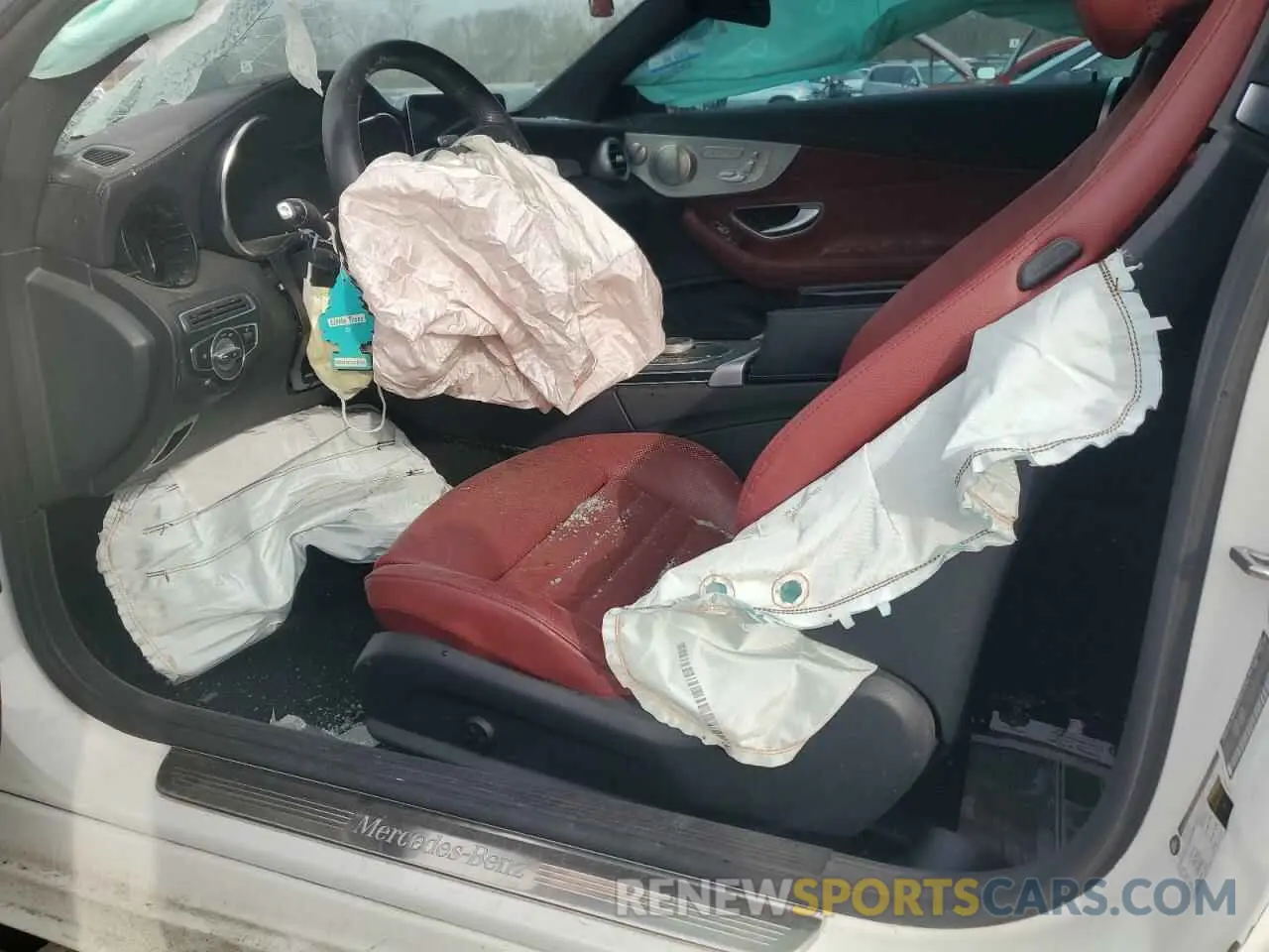 7 Photograph of a damaged car W1KWJ8DB3NG113978 MERCEDES-BENZ C-CLASS 2022