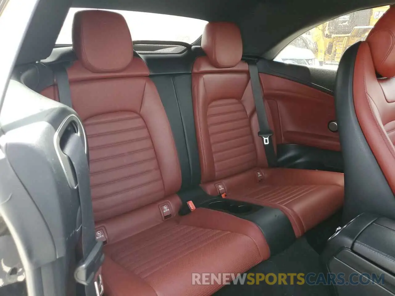 10 Фотография поврежденного автомобиля W1KWK8DB5NG111436 MERCEDES-BENZ C-CLASS 2022