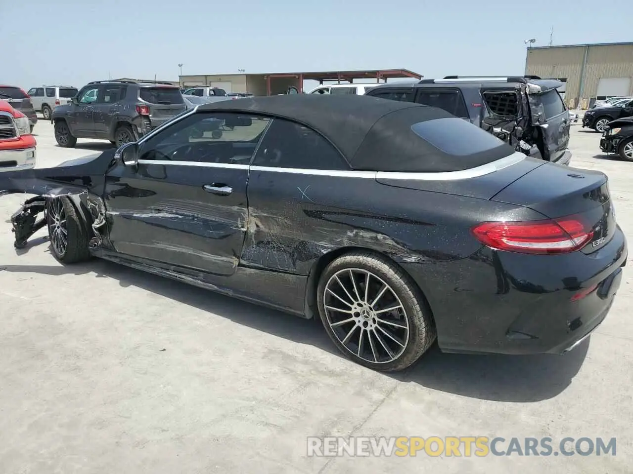2 Фотография поврежденного автомобиля W1KWK8DB5NG111436 MERCEDES-BENZ C-CLASS 2022