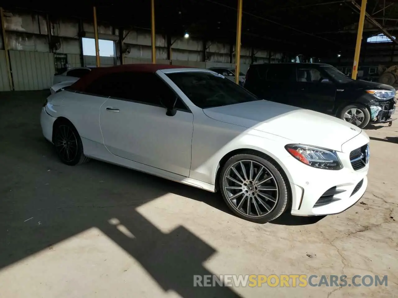4 Photograph of a damaged car W1KWK8DB7NG115018 MERCEDES-BENZ C-CLASS 2022