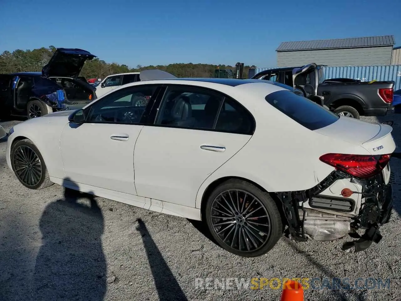 2 Фотография поврежденного автомобиля W1KAF4GB6PR110418 MERCEDES-BENZ C-CLASS 2023