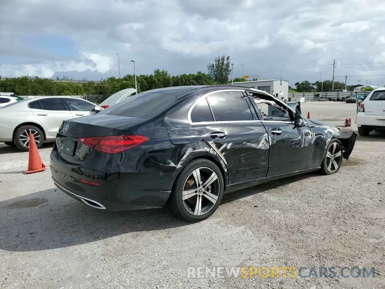 3 Photograph of a damaged car W1KAF4GB7PR132900 MERCEDES-BENZ C-CLASS 2023